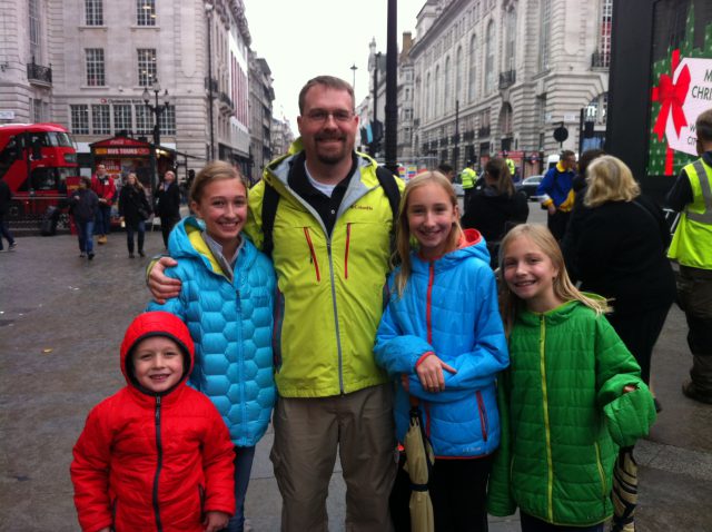 London – November 2014 Visiting with his sister Sarah, her husband Bruce and the four Huber kids (L-R:: Andrew, Emilie, Anna...
